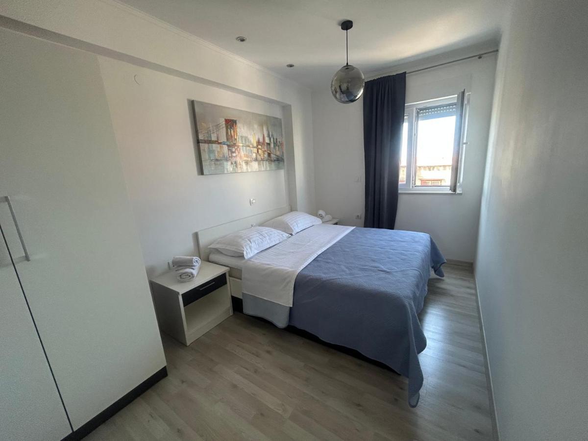Apartments Pivac มาคาร์สกา ภายนอก รูปภาพ