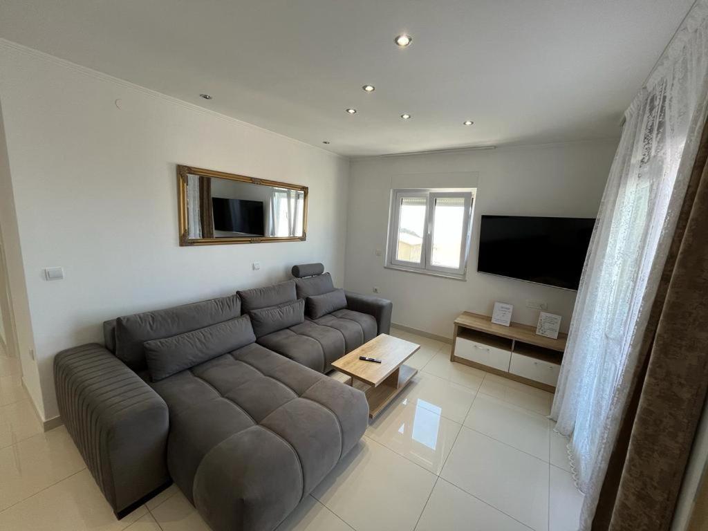 Apartments Pivac มาคาร์สกา ห้อง รูปภาพ