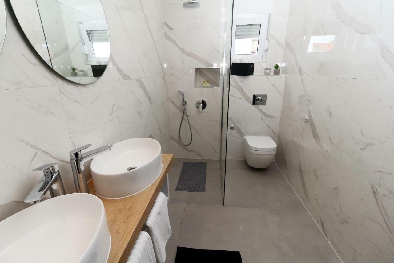 Apartments Pivac มาคาร์สกา ภายนอก รูปภาพ