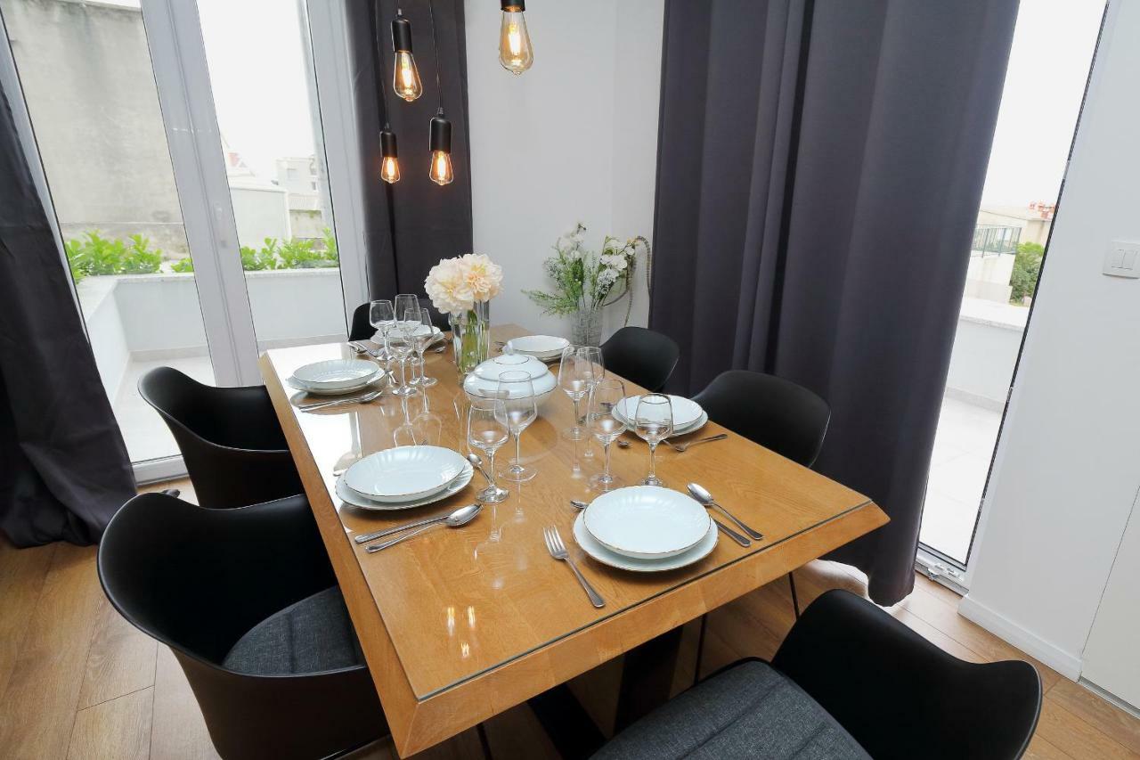Apartments Pivac มาคาร์สกา ภายนอก รูปภาพ