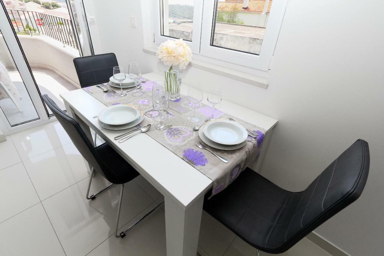 Apartments Pivac มาคาร์สกา ภายนอก รูปภาพ